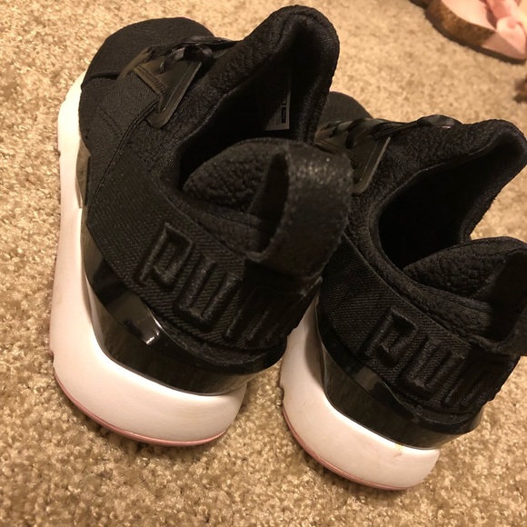 Puma sneakers - Picture 3 of 5